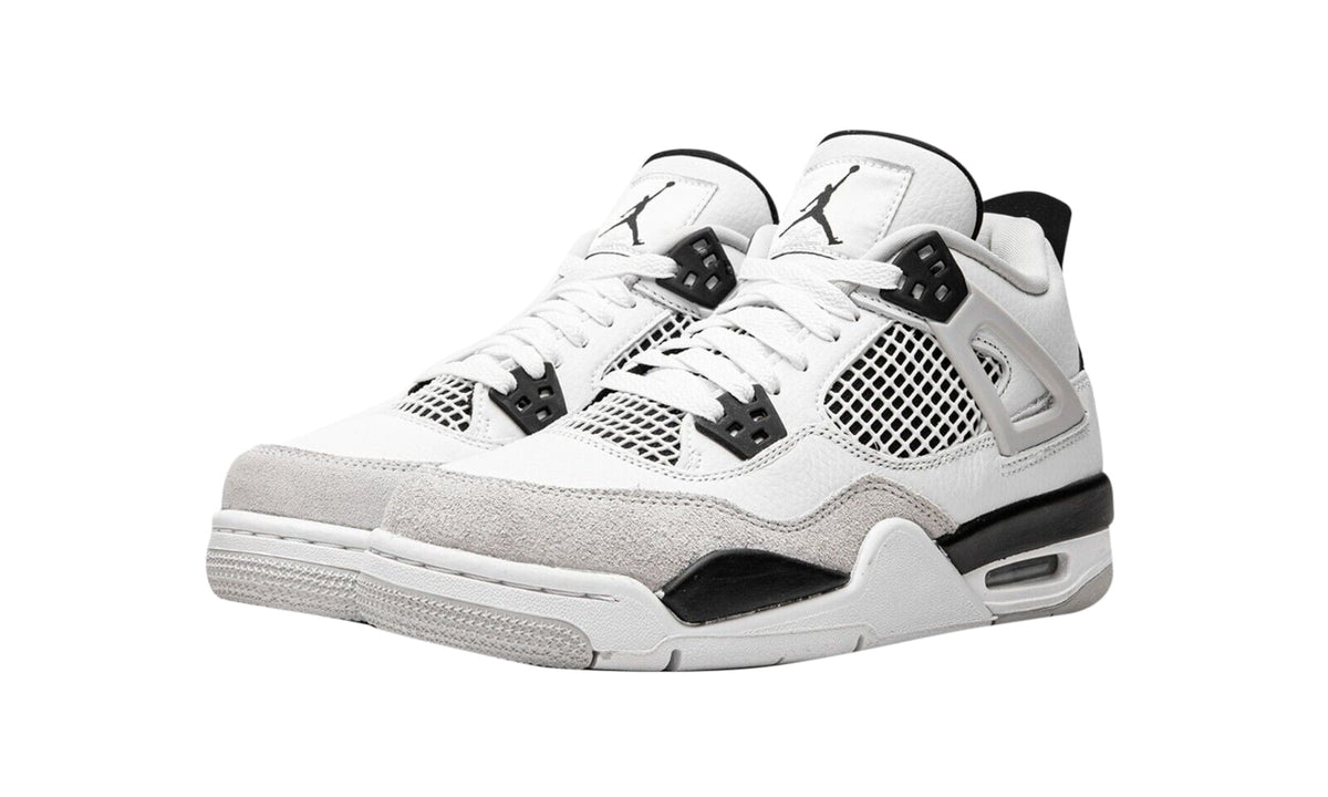 (GS) Air Jordan 4 Retro 'Military Black' (2022) 408452-111