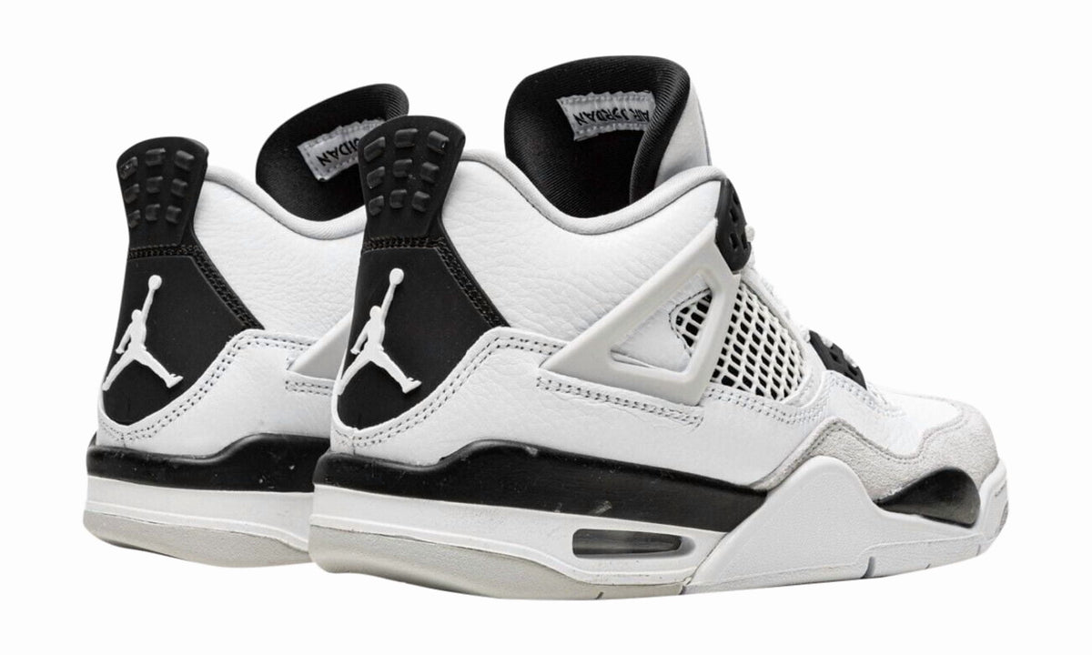 (GS) Air Jordan 4 Retro 'Military Black' (2022) 408452-111